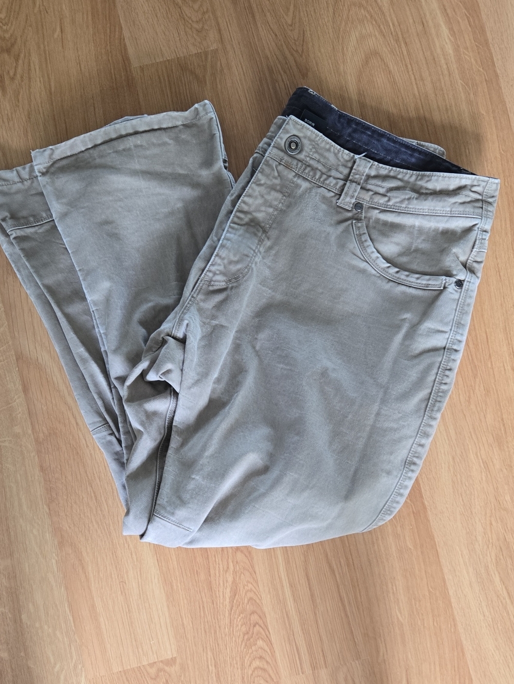 Kuhl Rydr 36x28